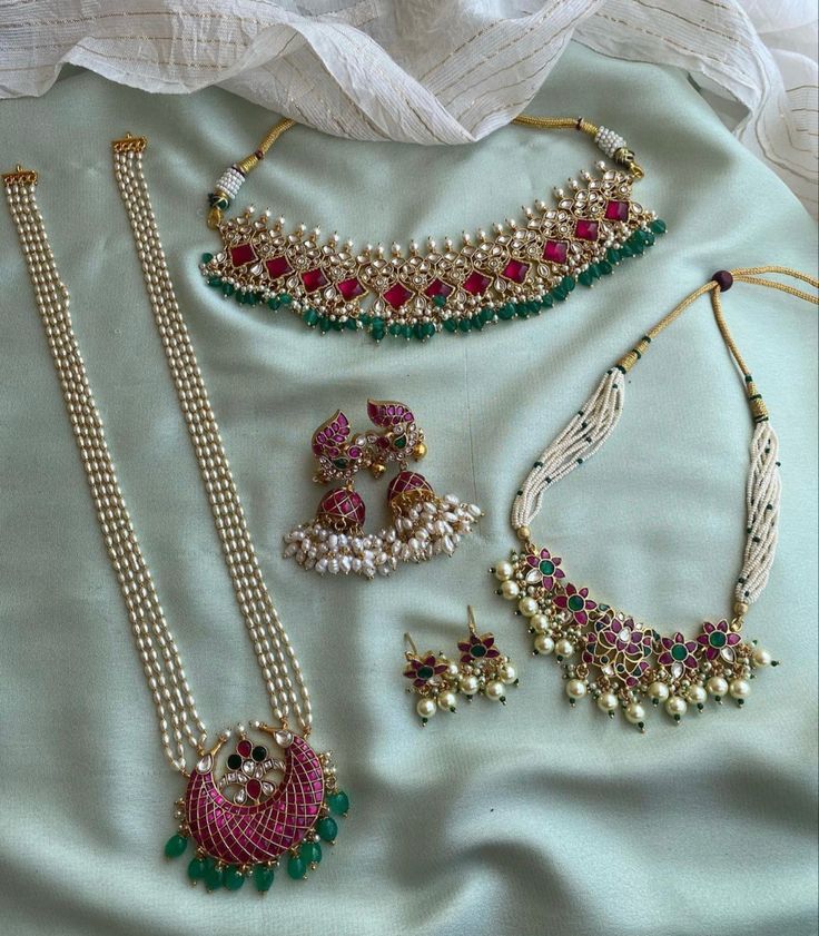Swarna Kalika Set Necklace