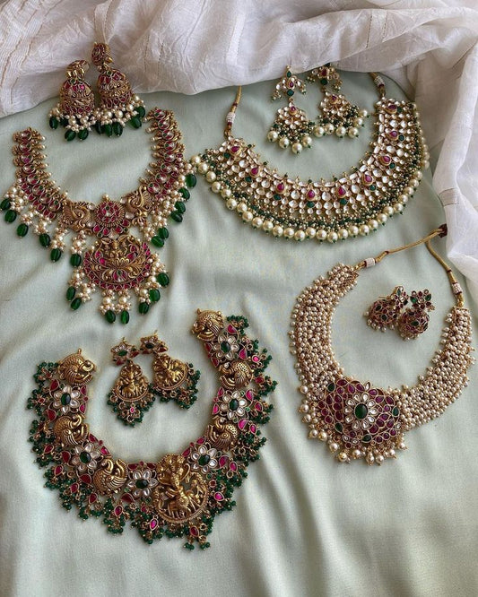 Temple Queen Choker Combo Set